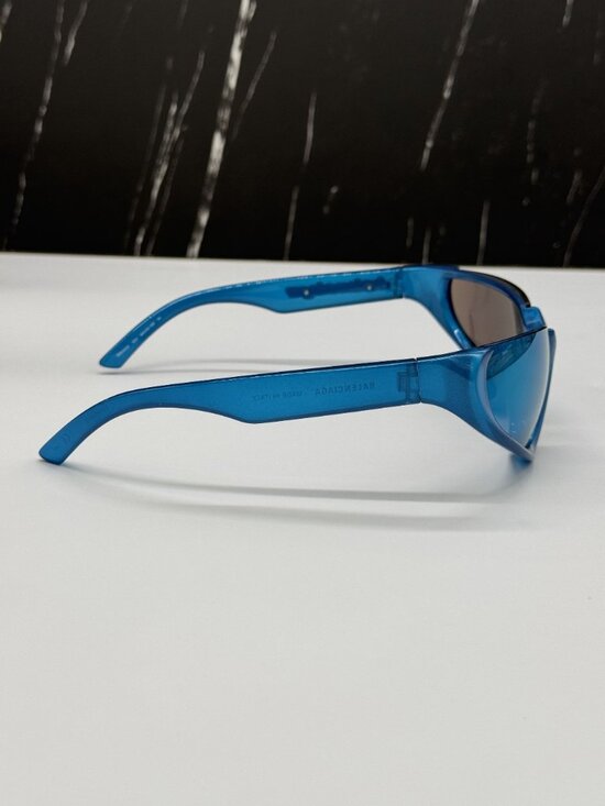 NEW BALENCIAGA BB0202S 003 BLUE OVERSIZED WOMEN SUNGLASSES BALENCIAGA EYEWEAR